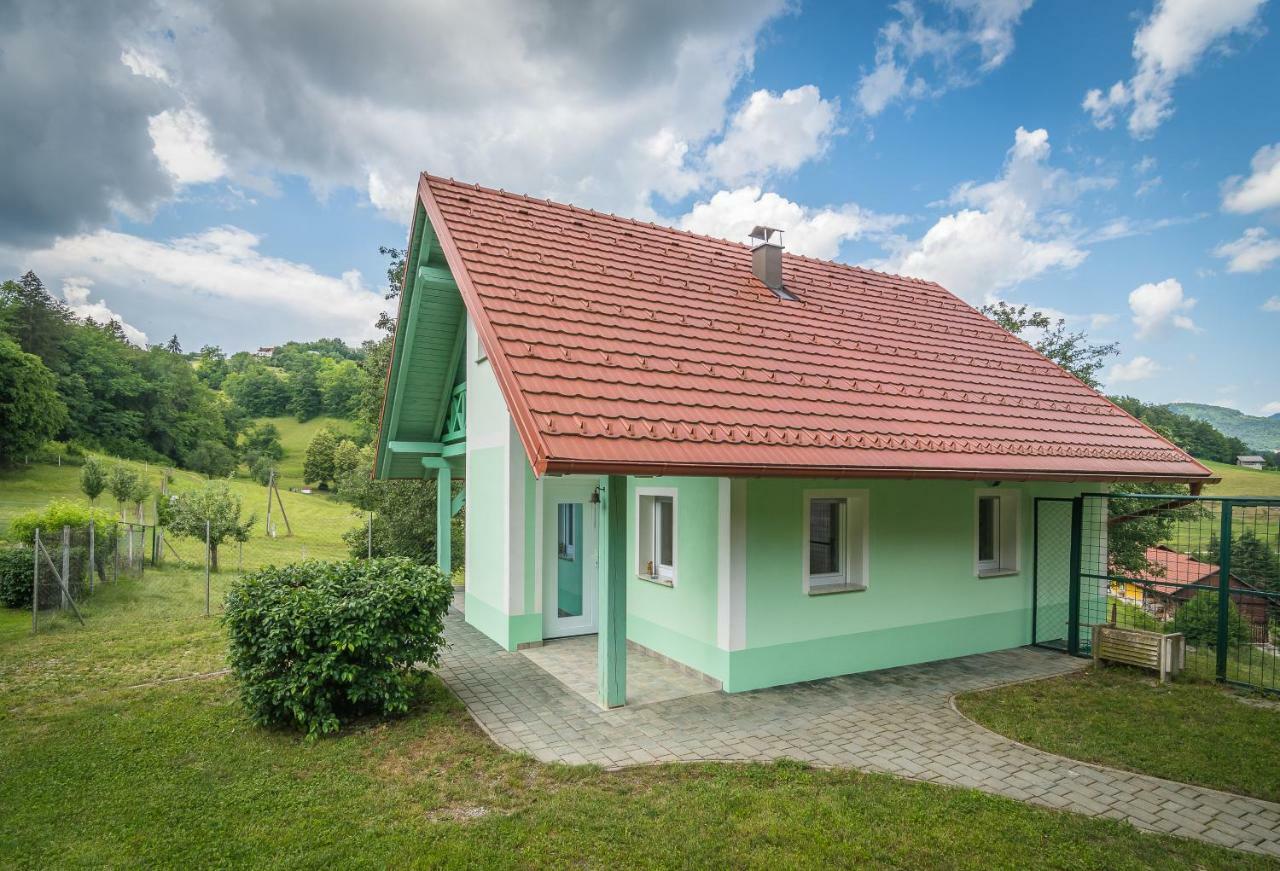 Holiday Home Neokrnjena Narava Sevnica Exteriér fotografie